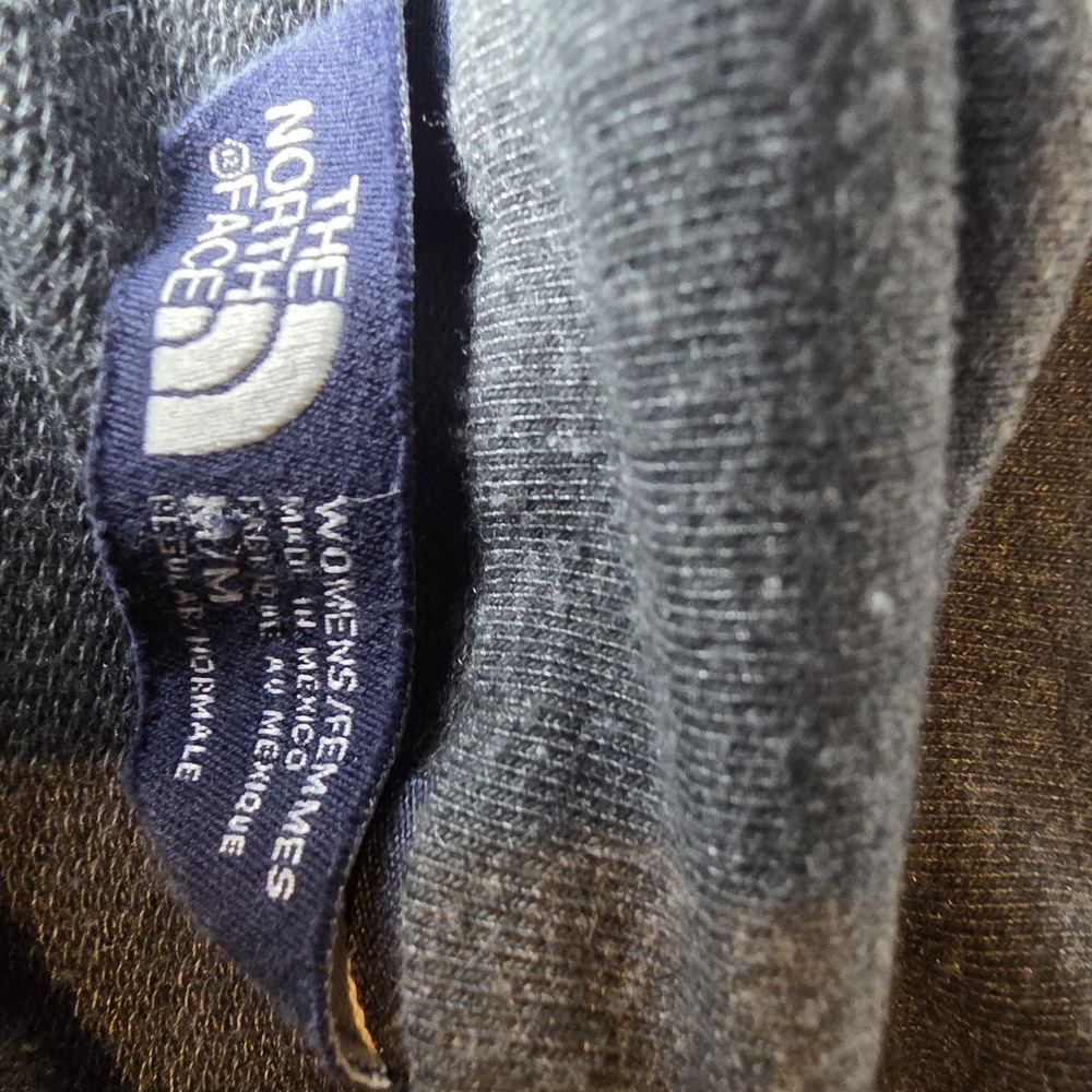 The North Face Hoodie Women's Medium Gray Cowl Neck Pullover Sweatshirt Logo A1 - Picture 4 of 7
